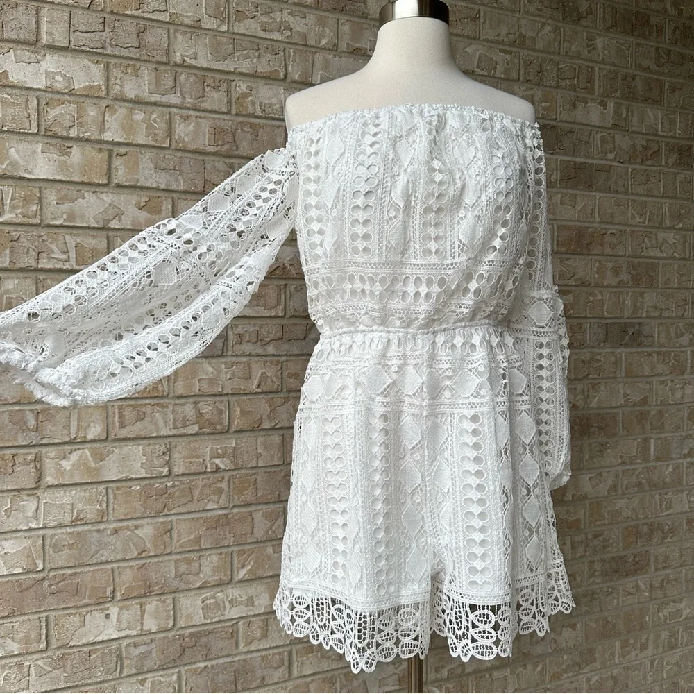 New Eilly Bazar Lace Romper Lined Size M 🌸 - Picture 2 of 16